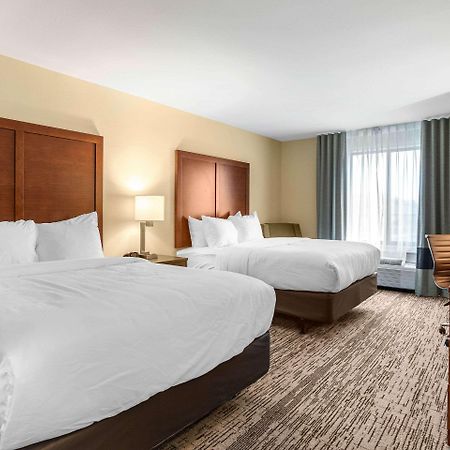 Comfort Inn & Suites Ames Near Isu Campus Eksteriør bilde