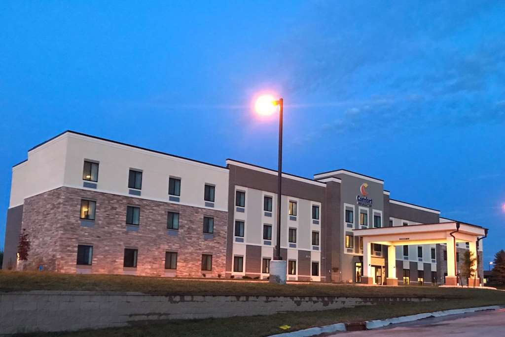 Comfort Inn & Suites Ames Near Isu Campus Eksteriør bilde